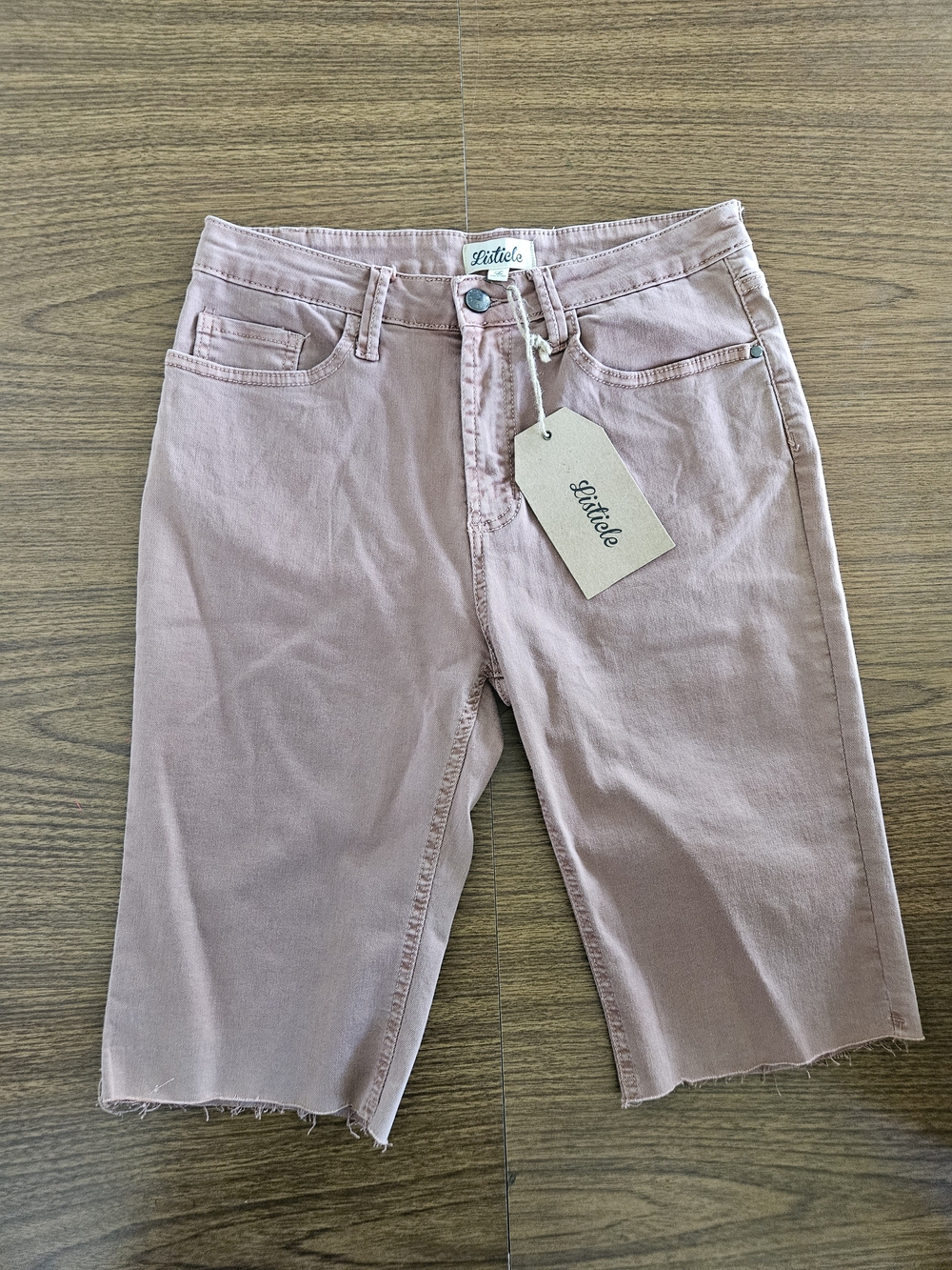 Listicle Dusty Pink Frayed-Hem Shorts